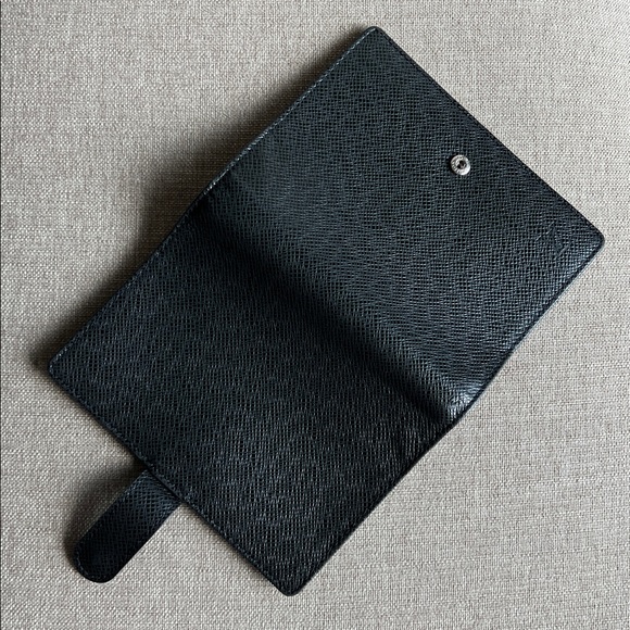 Louis Vuitton | Epi Agenda PM - Picture 8 of 16